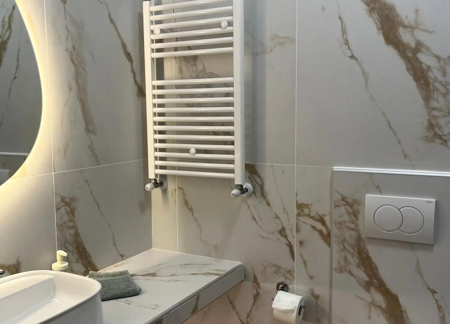 לריסוס Tilemaxos Apartment יוון